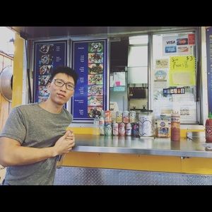 Meet your Posher, Mark